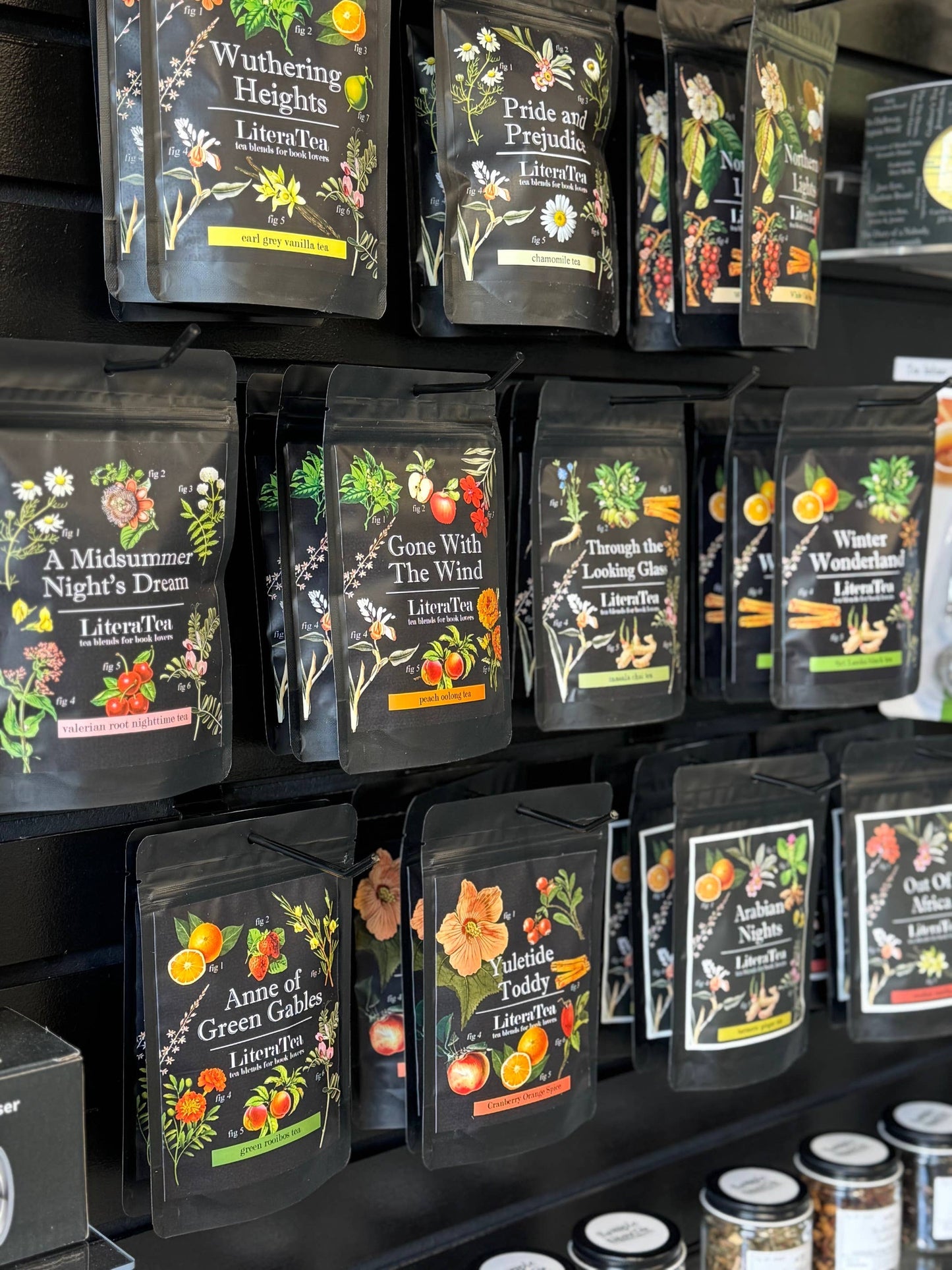 Gone With the Wind Peach Oolong Botanical Tea Blend