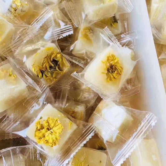 Gourmet Honey Sugar Cubes with Flowers and Fruit: Pear