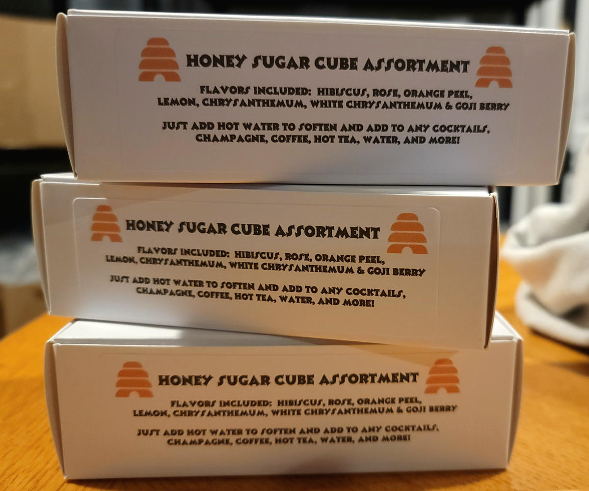 Gourmet Honey Sugar Cubes with Flowers and Fruit: Hibiscus