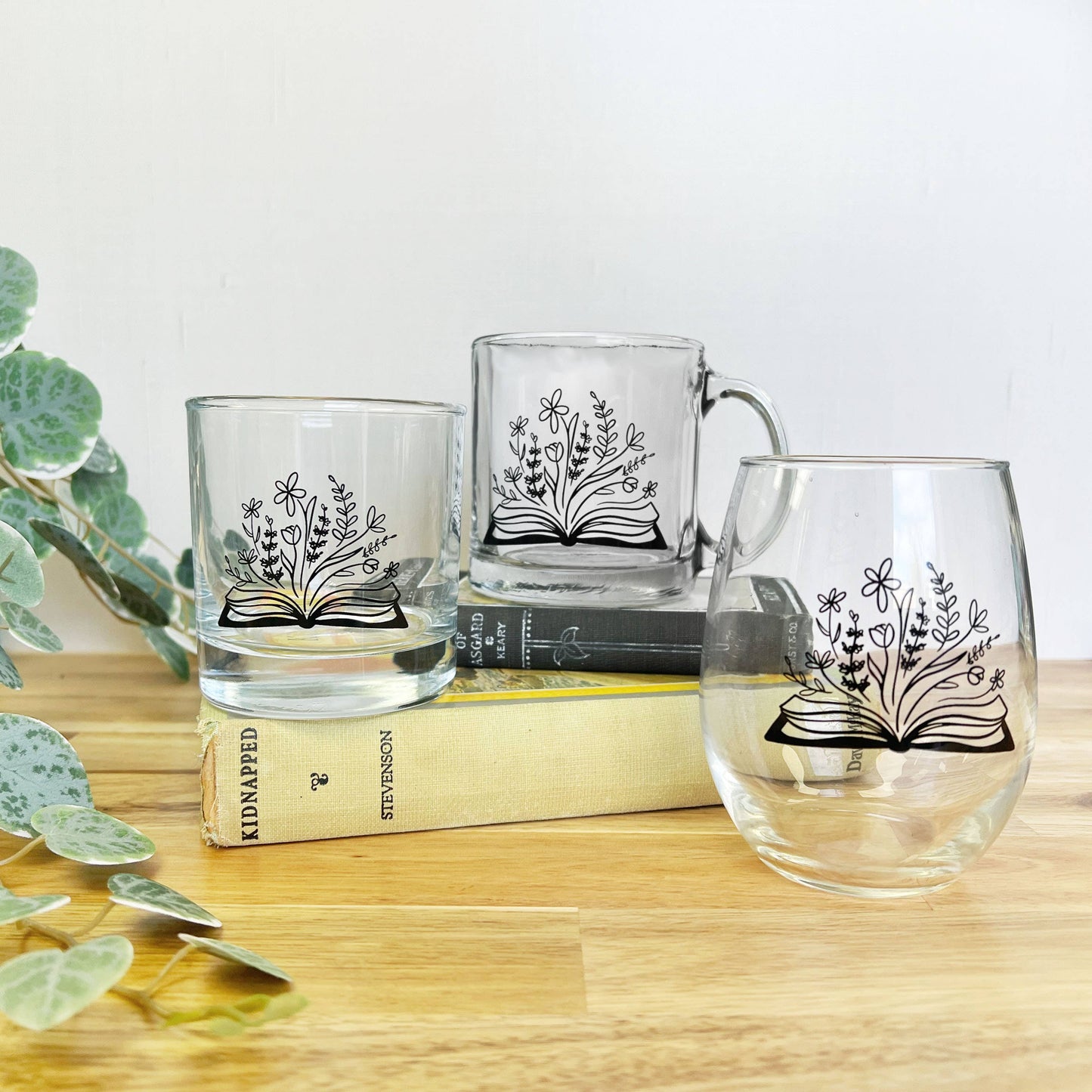 Botanical Library 13oz Glass Tea Coffee Mug